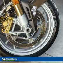 Road 6 GT Neumático — 120/70ZR17, 58W, sin cámara