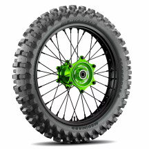 Neumático Starcross 6 Medium Hard — 120/90-18, 65M, con cámara