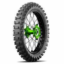 Neumático Starcross 6 Medium Hard — 120/90-18, 65M, con cámara