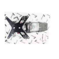 Porta matrícula Tipo E — tamaño matrícula Italia, montaje trasero, negro anodizado