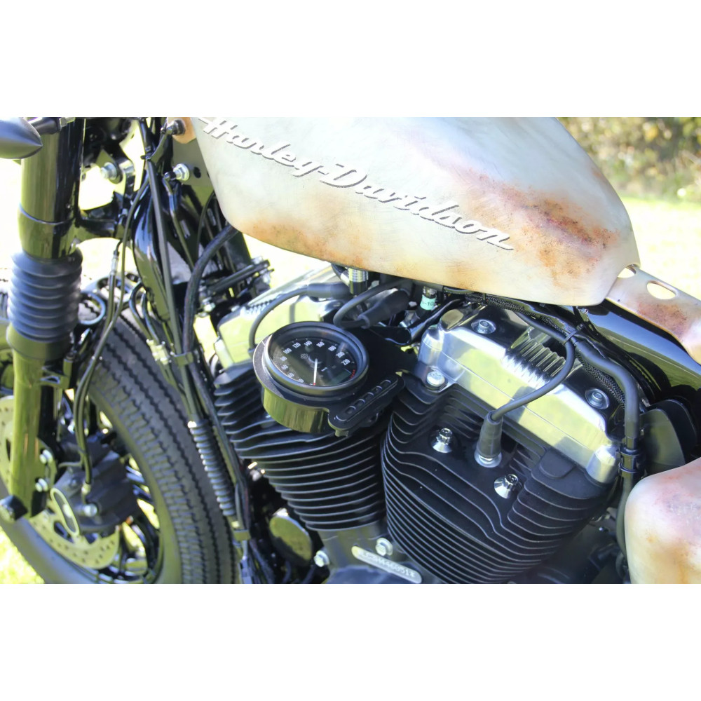 Speedometer Bracket on the Side