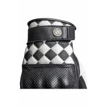 Tracker Gloves