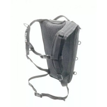 Mochila Kyte — 31 x 50 x 8–18 cm, 12–25 L, Negro, Gris