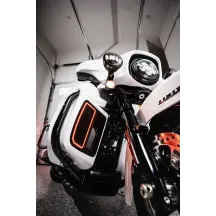 Inserciones de luz ámbar/blanco para carenado inferior — Harley Davidson®, ámbar y blanco