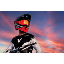 Casco Reflex Sport Strike MIPS® — L, negro brillo