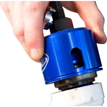 Extractor de pista del eje de dirección — negro anodizado