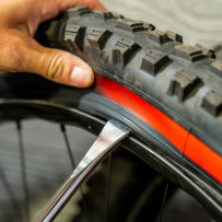 Palanca para neumáticos Downhill II — Negro, Amarillo