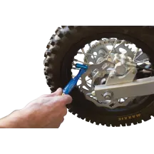 Pro Fill™ Air Chuck — Blue anodized, billet aluminum