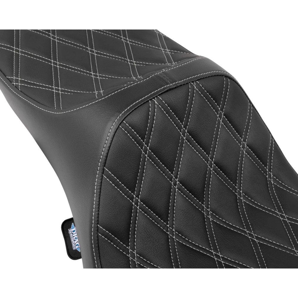 Asiento Extended Reach Predator III — 29 cm (11-1/2") de ancho, 77.5 cm (30-1/2") de largo, Negro, Plata