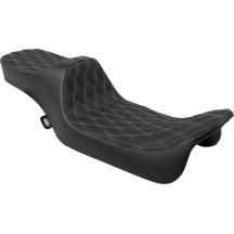 Asiento Extended Reach Predator III — 29 cm (11-1/2") de ancho, 77.5 cm (30-1/2") de largo, Negro, Plata