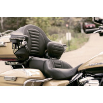 One-Piece Deluxe 2-Up Touring Seat — Black, Driver 44.5 cm × 48.5 cm (17-1/2" × 19"), Overall 78.5 cm (31")