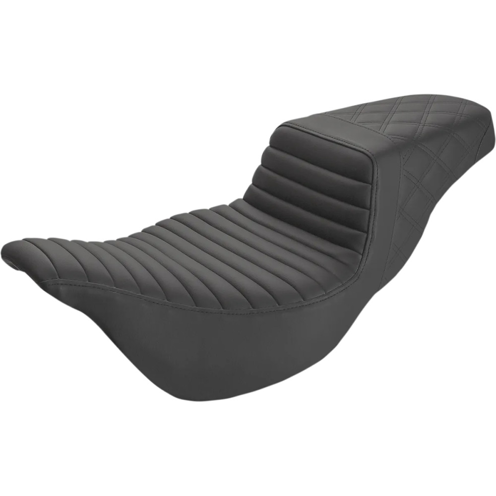 Asientos Step-Up de alcance extendido — 17" conductor, 30" total, compatible con depósito estándar, negro
