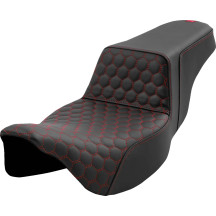 Asiento Step-Up Honeycomb — 43 cm (17") largo del conductor, 29 cm (11-1/2") ancho del conductor, Negro, Rojo