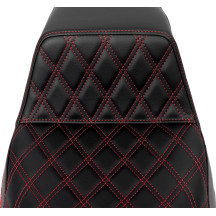 Asiento Step-Up Lattice Stitch — 76 cm total, conductor 38 cm × 30,5 cm, negro