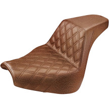 Asiento Step-Up — 26-1/2\" total, 2-Up, Marrón