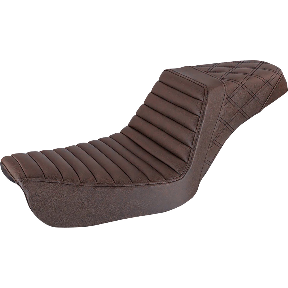 Step-Up Seat — Rear Lattice Stitch/Front Tuck-n-Roll