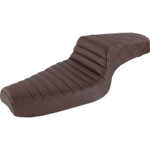 Asiento Step-Up — Costura de rejilla trasera / Tuck-n-Roll frontal