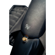 Asiento The Drifter — 11" ancho del conductor, 27.5" de largo, Negro