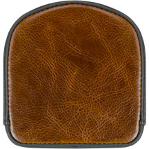 Almohadilla Gravestone para sissy bar — 16.5 cm (6-1/2") de ancho, 38 mm (1-1/2") de grosor, negro/marrón