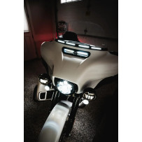 Inserciones de luz ámbar/blanco para carenado inferior — Harley Davidson®, ámbar y blanco