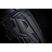 Field Armor 3™ Knees — L/XL, Black