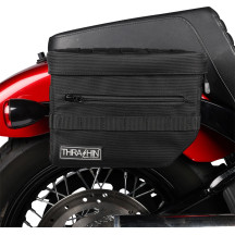 Alforjas Esenciales — 10 L, ancho máximo de strut 12 in, negro