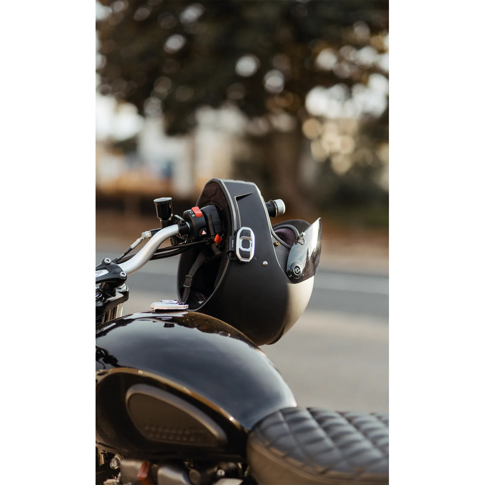 SF4 Bluetooth® Communication System