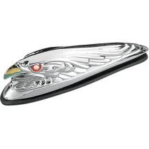 Adorno de guardabarros con cabeza de águila