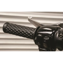 1” Diamondback Grip